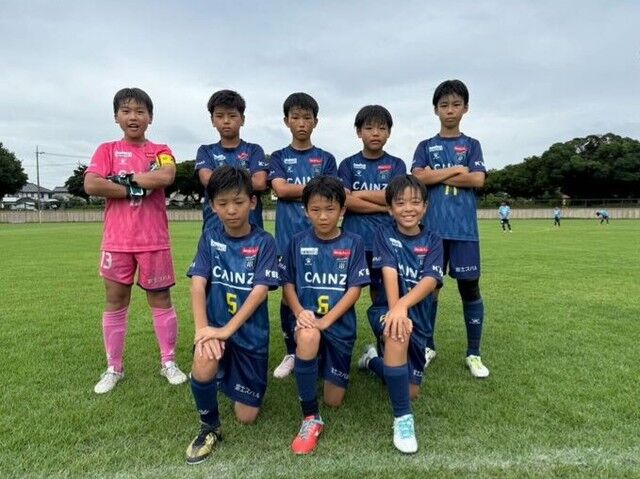 .
【U-12 試合結果⚽】
U-12サッカーリーグin群馬2024
📅 9/1（Sun)
 🏟 伊勢崎みらい公園
🏆第3節
🆚美九里FC
⏰10:00kickoff
🔢 2-1（1-0、1-1）
📋〇勝ち

🏆第4節
🆚FC昭和
⏰13:00kickoff
🔢 1-2（0-1、1-1）
📋●負け

【U-12小林監督コメント💬】
2試合とも相手にボールを握られる時間が長く耐える時間が多かった。
シンプルな技術のミスと判断ミスを減らす事が大事になってくる。
そのために受ける前の準備と止めて蹴るの基本的な技術をトレーニングからしていきたいと思います。

#thespa #ザスパ群馬 #ザスパ群馬アカデミー #ザスパ群馬U12