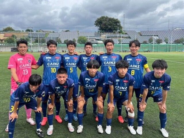 .
【U-18試合結果⚽】
高円宮杯JFA U18サッカーリーグ2024群馬
🏆第12節
🆚高崎商業
📅9/16（Mon)
⏰11:15kickoff
 🏟市立前橋高校
🔢3-4（1-2、2-2）
📋●負け
【U-18岡本監督コメント💬】
スタメンは前節と同じで中一日でむかえた試合であった。幸先よく先制したが、相手のパワープレーに徐々に押しこまれ失点してしまった。最後まで諦めずにゴールを目指す粘り強さはでていた。リーグ再開に向けていい準備をしたい。
#thespa #ザスパ群馬 #ザスパ群馬アカデミー #ザスパ群馬U18