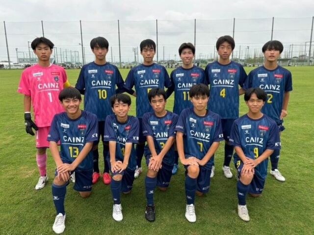 .
【U-15試合結果⚽】
第36回高円宮杯全日本ユース(U-15)サッカー選手権大会　群馬県大会
🏆準々決勝
🆚ルーヴェン高崎
📅9/29（Sun)
⏰13:00kickoff
🏟 前橋フットボールセンターC面
🔢2-1（1-1、1-0）
📋〇勝利
【U-15山崎監督コメント💬】
試合開始1分で先制点を許し、ゲームを難しくしてしまったが、落ち着いてボールを動かし、逆転することができた。
相手ペースの時間帯もあったが、自分のプレーとチームをコントロールできたことには選手の成長も感じられるゲームだった。
次の準決勝も勝利を目指して全員で頑張っていきたい。
#thespa #ザスパ群馬 #ザスパ群馬アカデミー #ザスパ群馬U15