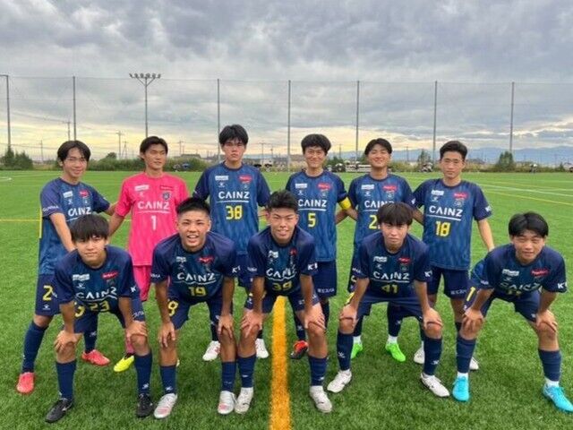 .
【U-18試合結果⚽】
Jリーグユース選手権2ndラウンド
🏆第2節
🆚水戸ホーリーホックU18
📅10/19（Sat)
⏰14:00kickoff
 🏟GCCザスパーク
🔢4-3（2-2、2-1）
📋〇勝利
【U-18有薗コーチコメント💬】
YS戦の課題を修正して挑んだ試合ではあったが、同じ形の失点をしゲームを難しくしてしまった。
逆転して勝つ事はできたが、心の隙や気の緩みがあるので、90分間+α集中力を保てるように普段のTRから求めて取り組んでいきたい。
#thespa #ザスパ群馬 #ザスパ群馬アカデミー #ザスパ群馬U18