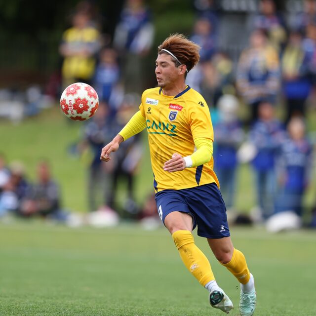 🏆第30回群馬県サッカー協会長杯サッカー大会決勝戦兼天皇杯JFA第105回全日本サッカー選手権群馬県代表決定戦

📝会長杯決勝戦はザスパ群馬が上武大学を6-0で下し、優勝🏆天皇杯出場権を獲得しました🎫
天皇杯1回戦は5月25日(日)に東京都代表の法政大学とアースケア敷島サッカー・ラグビー場で対戦🔥キックオフは13:00🕐
詳細は決まり次第お知らせいたします📣

#ザスパ群馬 6-0 上武大学

【得点者】
#田中翔太 ② #田頭亮太 #菊地健太 #小野関虎之介 #髙澤優也

#thespa
#ChasingGlory